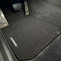VOLVO XC60 2017→ Medžiaginiai veliūrinės dangos kilimėliai