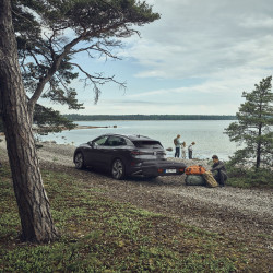 THULE ARCOS BOX XL Bagažinė ant kablio PILNAS KOMPLEKTAS SU MONTAVIMO PLATFORMA