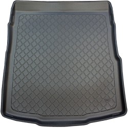 Volkswagen Passat B8 2014 → … Sedan (viršutinė bagažinės dalis, standartinis atsarginis ratas) Bagažinės kilimėlis Aristar