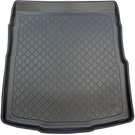 Volkswagen Passat B8 2014 → … Sedan (viršutinė bagažinės dalis, standartinis atsarginis ratas) Bagažinės kilimėlis Aristar