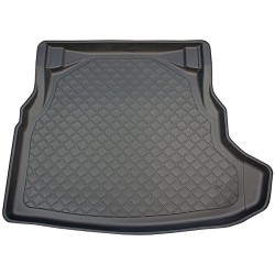 Mercedes C W205 2014 → 2021 Sedanas (nenulenkiamos į priekį gal. sėdynės) Bagažinės kilimėlis Aristar