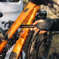 Thule VeloSpace 3 dviračių laikiklis ant kablio e-bike mikroautobusams