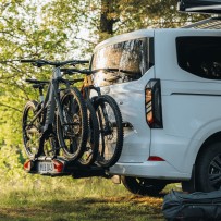 Thule VeloSpace 3 dviračių laikiklis ant kablio e-bike mikroautobusams